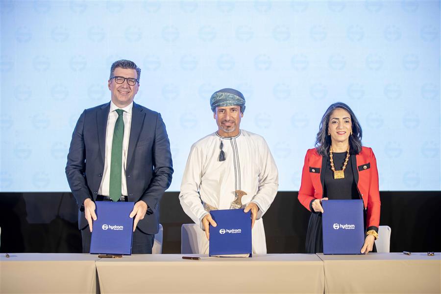 Oman’s Green Hydrogen Journey Going Full Swing Hydrom Signs Two Agreements Awarding Green Hydrogen Projects in Oman and Announces the Launch of the Round 2 Public Auction